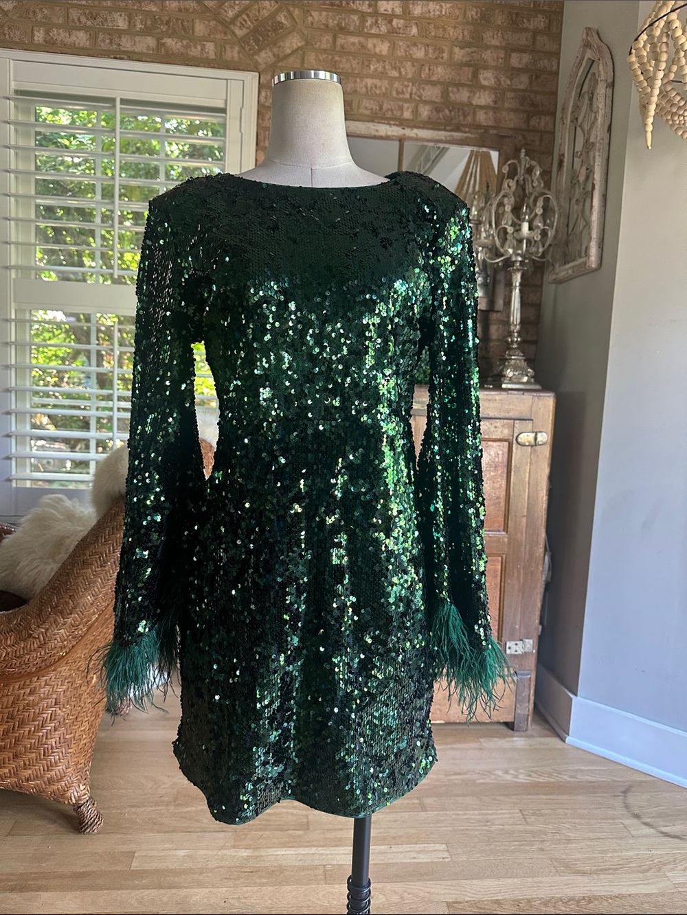 NEW YORK & COMPANY LENA DARK GREEN SEQUIN DRESS FEATHER LARGE NEW